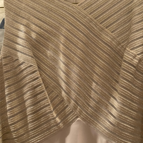 2-piece Tan special occasion Gown - Picture 8 of 9